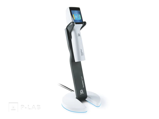 Dávkovač HandyStep touch ve stojanu.jpg